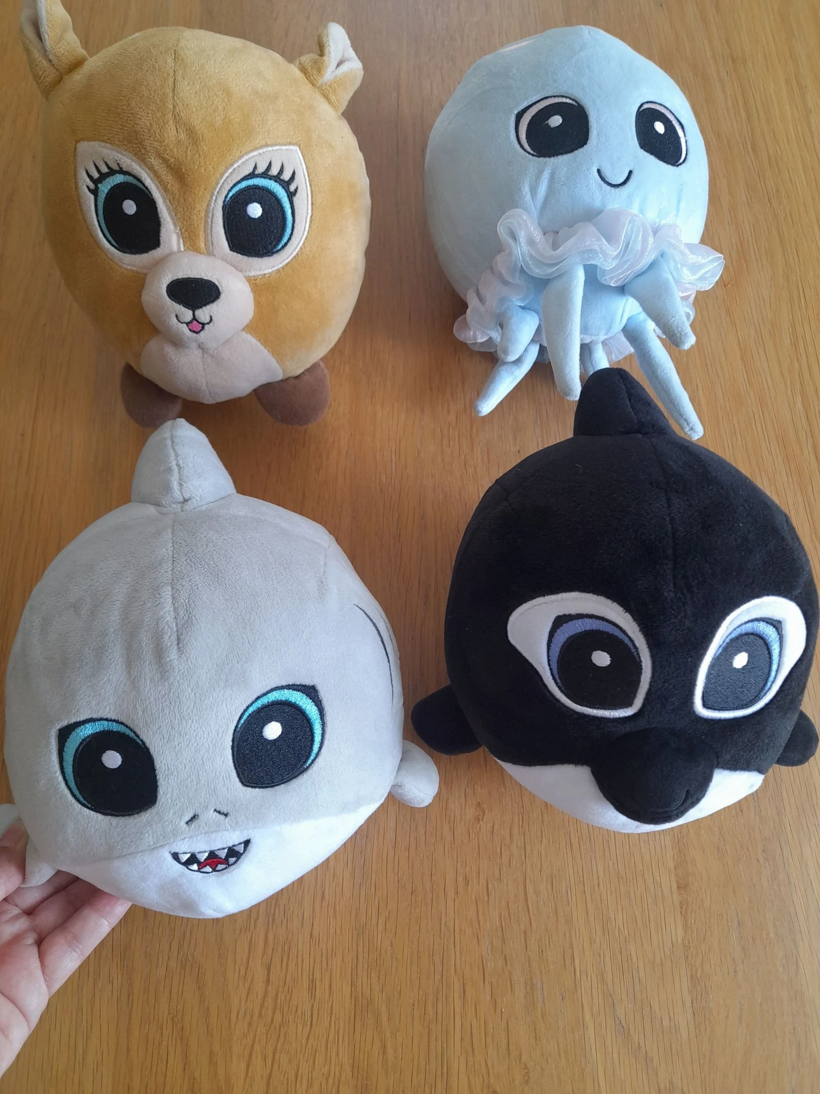 Lote de Peluches Bando do Mar 🩶 